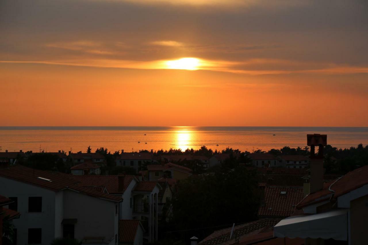 Apartment Panorama Poreč Exterior foto