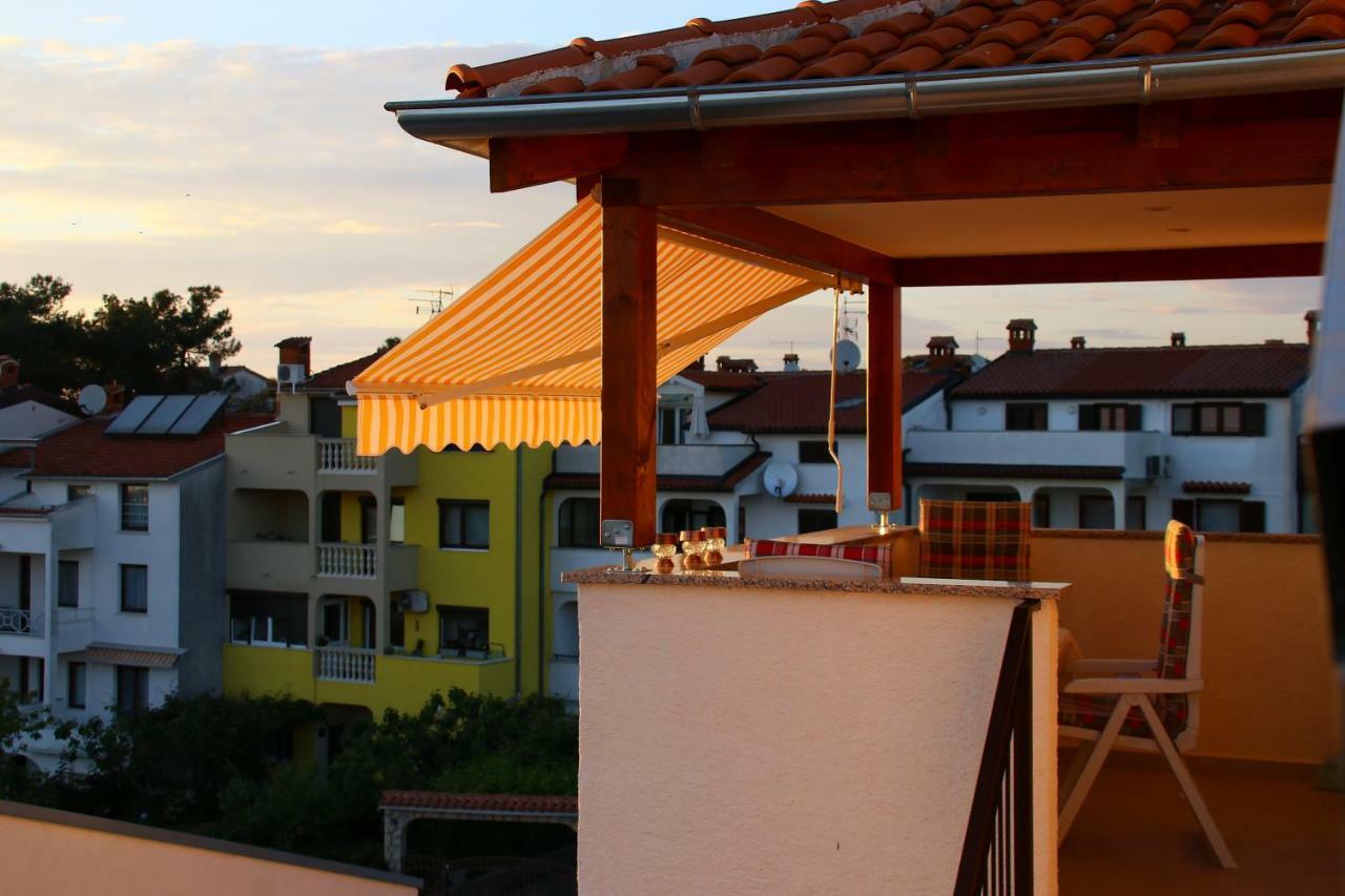 Apartment Panorama Poreč Exterior foto